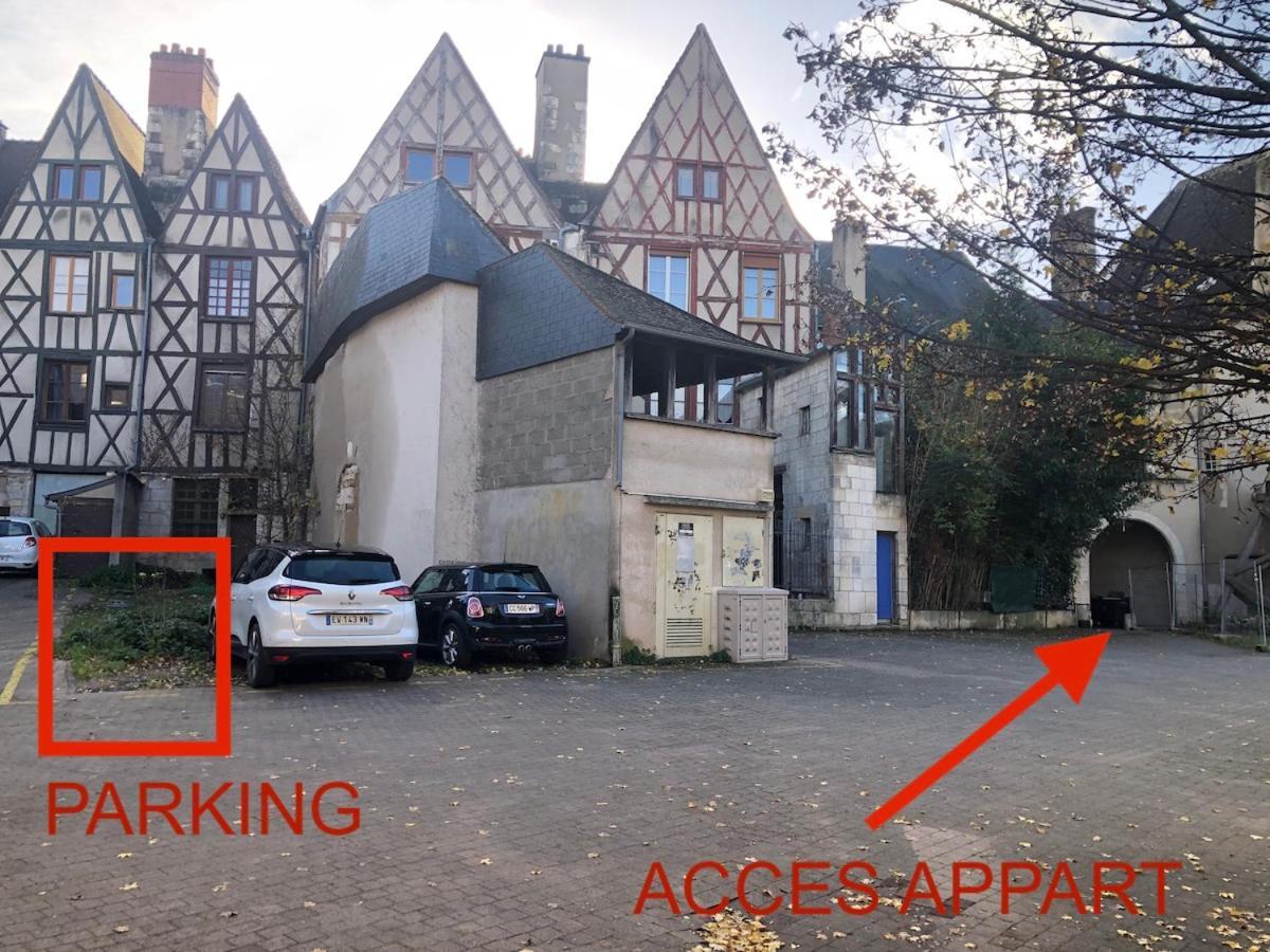 Apartament Le Grand Mirebeau - Parking Prive Bourges Zewnętrze zdjęcie