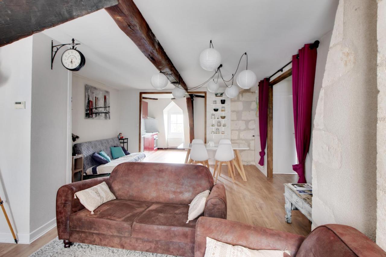 Apartament Le Grand Mirebeau - Parking Prive Bourges Zewnętrze zdjęcie