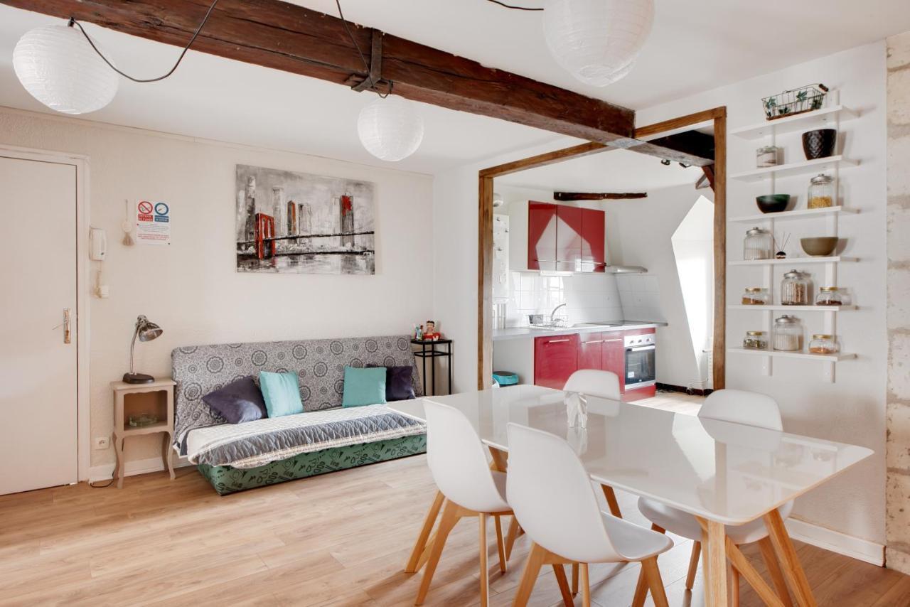Apartament Le Grand Mirebeau - Parking Prive Bourges Zewnętrze zdjęcie
